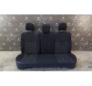Б/у сиденья задние/ диван, ремни безопасности 870009618R для Renault Duster