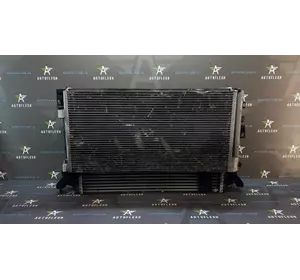 Б/у радиатор кондиционера 921100002R для Renault Laguna III