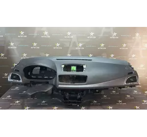 Б/у панель безопасности/ торпеда/ консоль 681005907R для Renault Megane III
