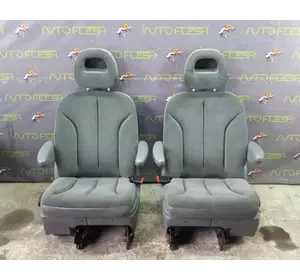 Б/у сиденья задние с подлокотниками для Chrysler Voyager