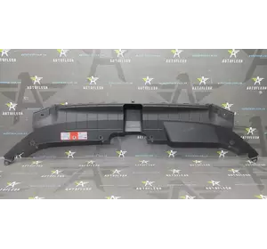 Накладка радиаторной панели 8R0807081 Audi Q5 2009-2012 бу