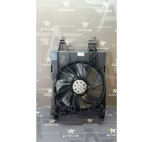 Б/у вентилятор радиатора/ диффузор вентилятора 8200680824, 1.5 dCi для Renault Scenic II