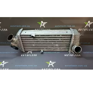 Б/у радиатор интеркуллера 28271-2A401 для Hyundai Accent III