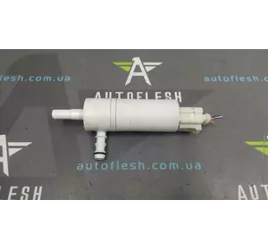 Насос омывателя фар A1648690221, A0185450026 Mercedes GL X164/ ML W164 Насос омывателя фар A1648690221, A0185450026 Mercedes GL X164/ ML W164