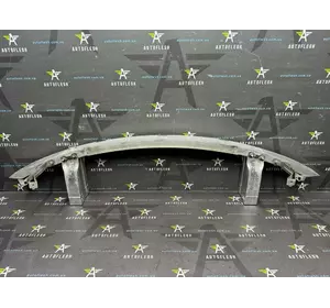 Усилитель переднего бампера/ траверса/ брус A2046203434,  A2046201195 Mercedes C-Class W204 (07-14) Усилитель переднего бампера/ траверса/ брус A2046203434,  A2046201195 Mercedes C-Class W204 (07-14)