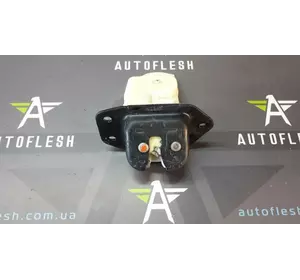 Б/у замок багажника 905923361R для Nissan Rogue Б/у замок багажника 905923361R для Nissan Rogue