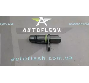 Датчик положения коленвала 237317135R, 2373100Q1M Renault, Nissan, Opel бу Датчик положения коленвала 237317135R, 2373100Q1M Renault, Nissan, Opel бу