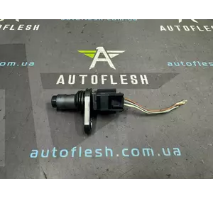 Датчик положения коленвала 237311VA0A, 7701065381 Renault M4R/ Nissan MR20DE Датчик положения коленвала 237311VA0A, 7701065381 Renault M4R/ Nissan MR20DE