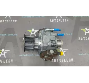 Насос топливный/ ТНВД RF7J13800A, RFY113SM0 Mazda 2.0 MZR-CD RF7J Насос топливный/ ТНВД RF7J13800A, RFY113SM0 Mazda 2.0 MZR-CD RF7J