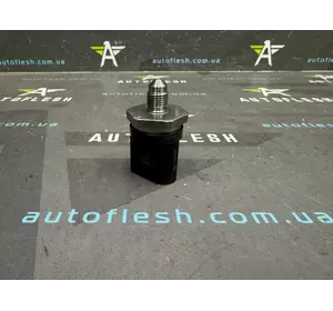 Датчик давления топлива в рампе 06J906051F, 06J906054J Volkswagen Audi Seat Skoda Датчик давления топлива в рампе 06J906051F, 06J906054J Volkswagen Audi Seat Skoda