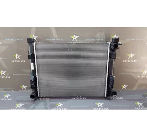 Б/у радиатор охлаждения/ радиатор основной 214100078R для Renault Sandero Stepway II