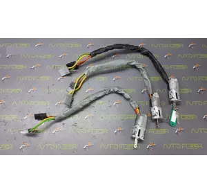 Б/у замок зажигания 7701470736 для Renault Master II Б/у замок зажигания 7701470736 для Renault Master II