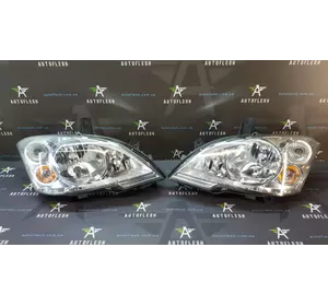 Б/у фара передняя A6398201961, A6398201861 для Mercedes Viano Б/у фара передняя A6398201961, A6398201861 для Mercedes Viano