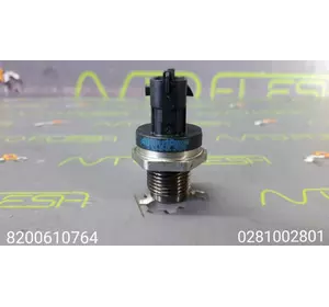 Б/у датчик давления топлива 8200610764, 0281002801 для Renault Latitude Б/у датчик давления топлива 8200610764, 0281002801 для Renault Latitude