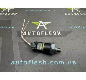 Датчик давления масла двигателя 252401199R, 252405053R Renault/ Nissan/ Dacia Датчик давления масла двигателя 252401199R, 252405053R Renault/ Nissan/ Dacia