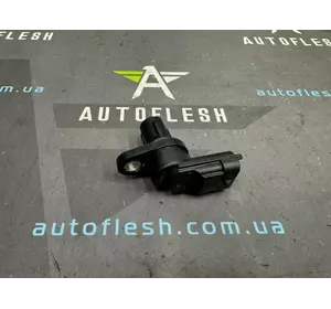 Датчик положения распредвала 3930027400,  9670930004 KIA/ Hyundai Датчик положения распредвала 3930027400,  9670930004 KIA/ Hyundai
