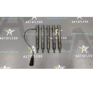 Форсунка топливная A0000101651, A0000101551 Mercedes E-Class G-Class Sprinter Vario бу Форсунка топливная A0000101651, A0000101551 Mercedes E-Class G-Class Sprinter Vario бу