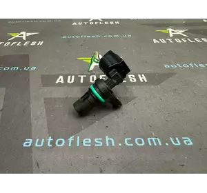 Датчик положения распредвала/ фишка 23731EN22A, 7701066229 Renault M4R/ Nissan MR20DE Датчик положения распредвала/ фишка 23731EN22A, 7701066229 Renault M4R/ Nissan MR20DE