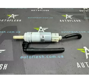 Насос омывателя фар/ фишка 13250289, 315589426 Chevrolet Malibu (11-16) Насос омывателя фар/ фишка 13250289, 315589426 Chevrolet Malibu (11-16)