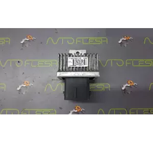 Б/у реле свечей накала 110678071R для Mercedes X-Class Б/у реле свечей накала 110678071R для Mercedes X-Class