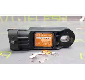 Б/у датчик давления наддува, мапсенсор 0281002958 для Renault Trafic II Б/у датчик давления наддува, мапсенсор 0281002958 для Renault Trafic II