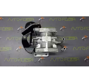 Б/у заслонка клапана EGR 03G131063E для Audi A3 Б/у заслонка клапана EGR 03G131063E для Audi A3