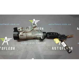 Б/у замок зажигания/ 2 ключа зажигания 6R0905851D для Volkswagen Amarok Б/у замок зажигания/ 2 ключа зажигания 6R0905851D для Volkswagen Amarok