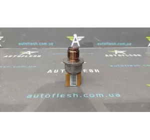 Датчик давления топлива в рейке 03L906054, 85PP26-93 Audi Seat Skoda Volkswagen, 2.0 TDI бу Датчик давления топлива в рейке 03L906054, 85PP26-93 Audi Seat Skoda Volkswagen, 2.0 TDI бу