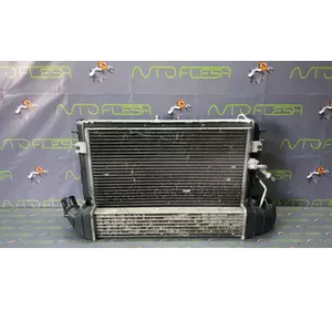 Б/у радиатор основной 8200189288 для Dacia Logan MCV