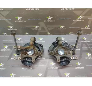 Б/у тормозной механизм ручника левый/ правый 582503S200, 582703S200 для Hyundai iX35