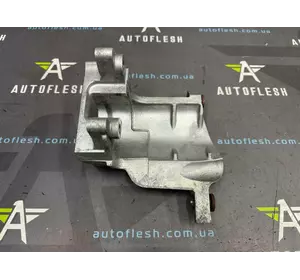 Кронштейн топливного насоса/ ТНВД L3K913428A, L3K9-13-428A Mazda CX-7  2.3 MZR DiSi Turbo L3-VDT (06-12) Кронштейн топливного насоса/ ТНВД L3K913428A, L3K9-13-428A Mazda CX-7  2.3 MZR DiSi Turbo L3-VDT (06-12)