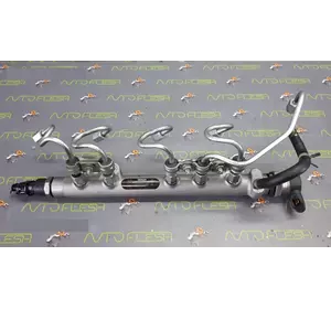 Б\у топливная рейка 0445214133, 23810-0N021, 1.4 D-4D для Toyota Yaris Б\у топливная рейка 0445214133, 23810-0N021, 1.4 D-4D для Toyota Yaris