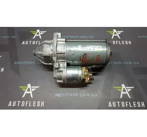 Б/у стартер 0051511301 Valeo для Mercedes C-Class Б/у стартер 0051511301 Valeo для Mercedes C-Class