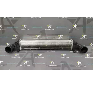 Радиатор интеркулера A2115001102 Mercedes E-Class W211 бу