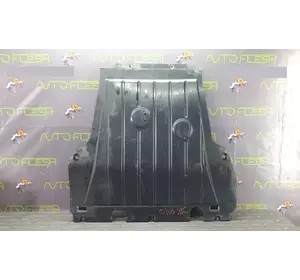 Б/у защита двигателя 8200520829, 8200520832 для Renault Clio III Б/у защита двигателя 8200520829, 8200520832 для Renault Clio III