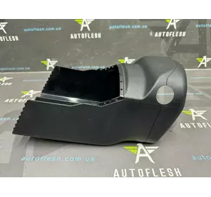 Кожух рулевой колонки/ защита A9079006010, A9079001405 Mercedes Sprinter W907/ W910 (18-25) Кожух рулевой колонки/ защита A9079006010, A9079001405 Mercedes Sprinter W907/ W910 (18-25)