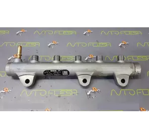 Б/у топливная рейка/ рампа топливная 8200853678, 0445214153 для Opel Vivaro Б/у топливная рейка/ рампа топливная 8200853678, 0445214153 для Opel Vivaro