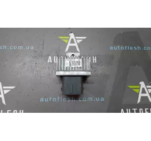 Б/у реле свечей накала 110678071R для Nissan Б/у реле свечей накала 110678071R для Nissan