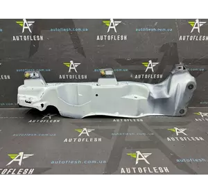 Кронштейн крыла правый/ крепление 8200381902, 631221176R Renault Kangoo II (12-21) Кронштейн крыла правый/ крепление 8200381902, 631221176R Renault Kangoo II (12-21)