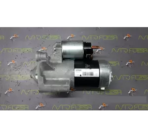 Б/у стартер 7700113622, 1.9 dCi для Volvo S40 Б/у стартер 7700113622, 1.9 dCi для Volvo S40