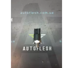 Б/у датчик давления топлива в рампе 0281002405, 1.9 dCi для Renault Laguna II Б/у датчик давления топлива в рампе 0281002405, 1.9 dCi для Renault Laguna II