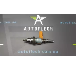 Б/у форсунка холодного пуска двигателя/ форсунка система EGR 8200778880 для Nissan Primastar Б/у форсунка холодного пуска двигателя/ форсунка система EGR 8200778880 для Nissan Primastar