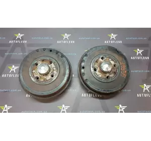 Б/у тормозные барабаны задние в сборе/ тормозные колодки/ ступица задняя 55701379, 93190216 для Fiat Punto Б/у тормозные барабаны задние в сборе/ тормозные колодки/ ступица задняя 55701379, 93190216 для Fiat Punto