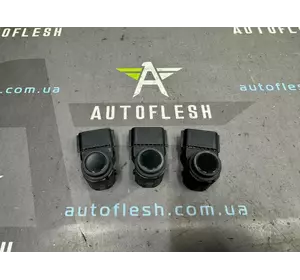 Датчик парктроника/ сенсор 95720-3Z400, 96890-C1200 Hyundai - KIA Датчик парктроника/ сенсор 95720-3Z400, 96890-C1200 Hyundai - KIA