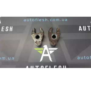 Б/у бугель крепление форсунки 9801927080, 1.6 HDi, Euro 5 для Ford Б/у бугель крепление форсунки 9801927080, 1.6 HDi, Euro 5 для Ford