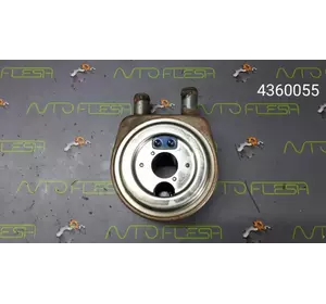 Б/у радиатор масла/ масляный охладитель 4360055, 1.9 dCi для Opel Vivaro