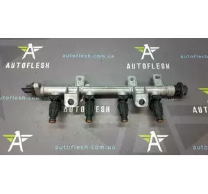 Б/у топливная рейка/ рампа 3530402820 для Hyundai Getz Б/у топливная рейка/ рампа 3530402820 для Hyundai Getz