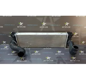 Б/у радиатор интеркуллера A9065010101 для Mercedes Sprinter